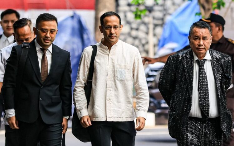 Proyek-laptop-nadiem-makarim-750x469